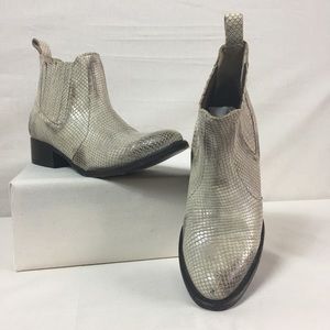 Freebird by Steven Lasso Boot - Snakeskin - size10
